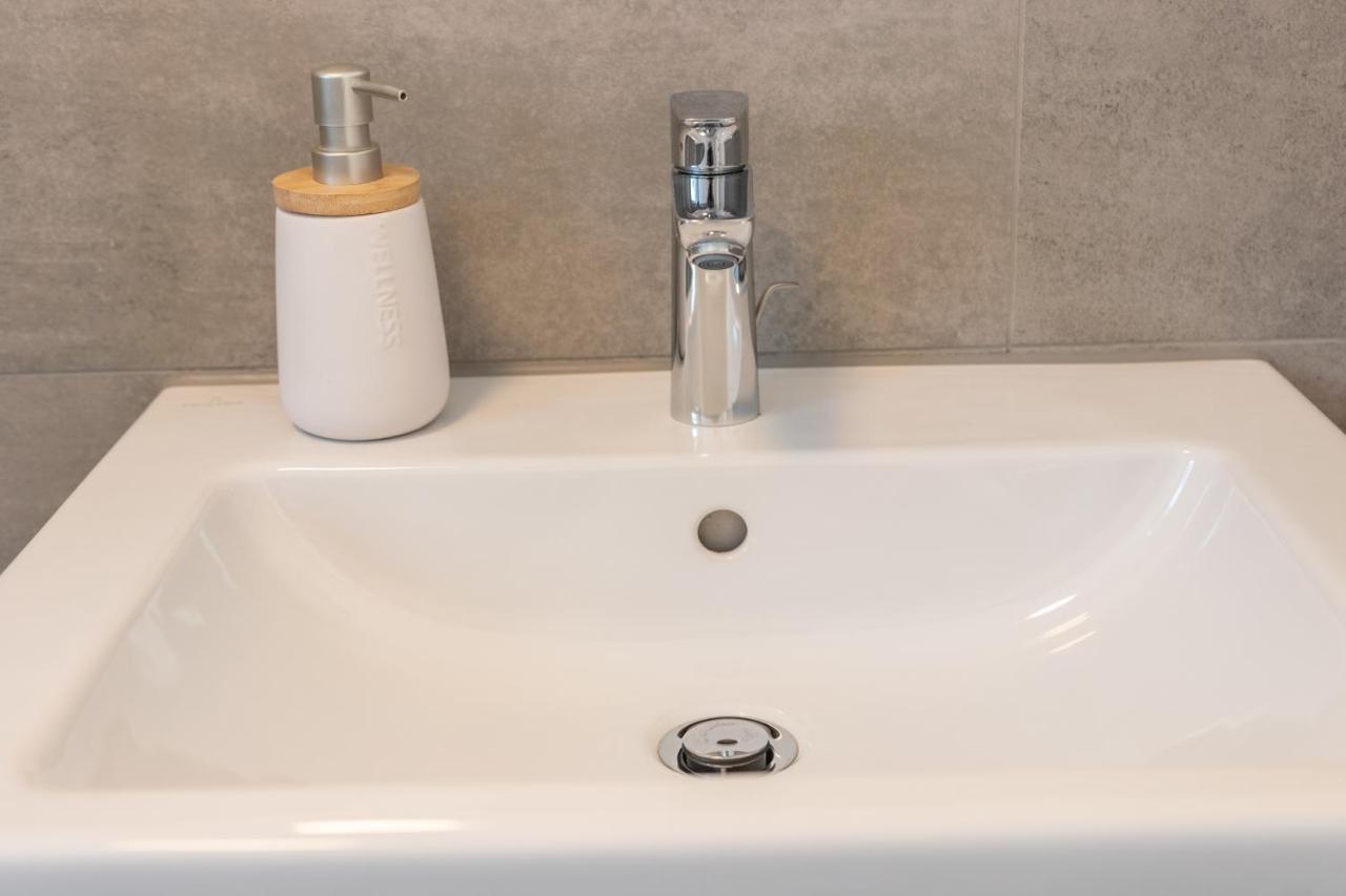 Unique: Zentrumsnahe 2 Zimmerwohnung In Villingen Mit Netflix 1 Og Exteriér fotografie